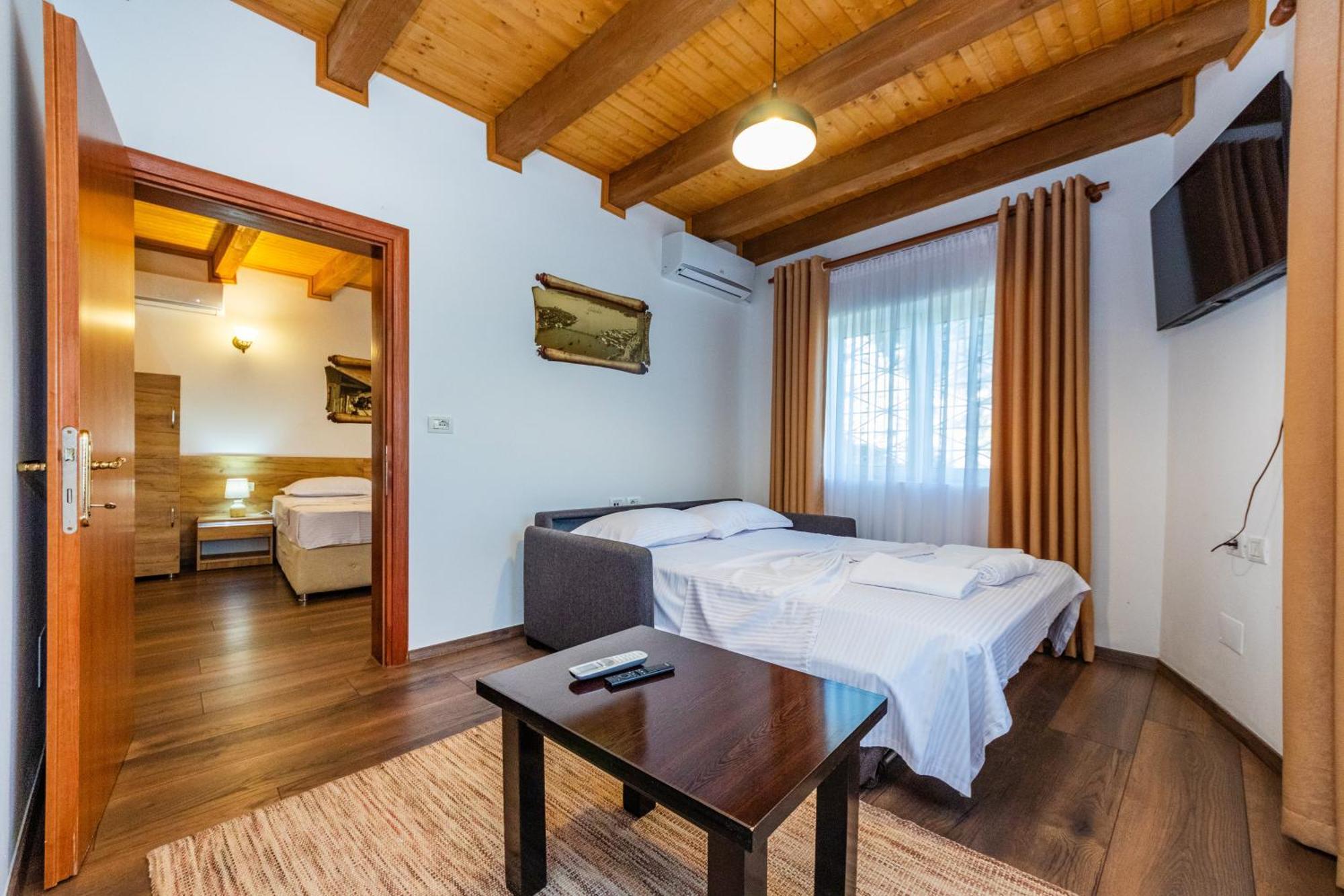 Hotel Grandpa'S House Bahçallëk 外观 照片