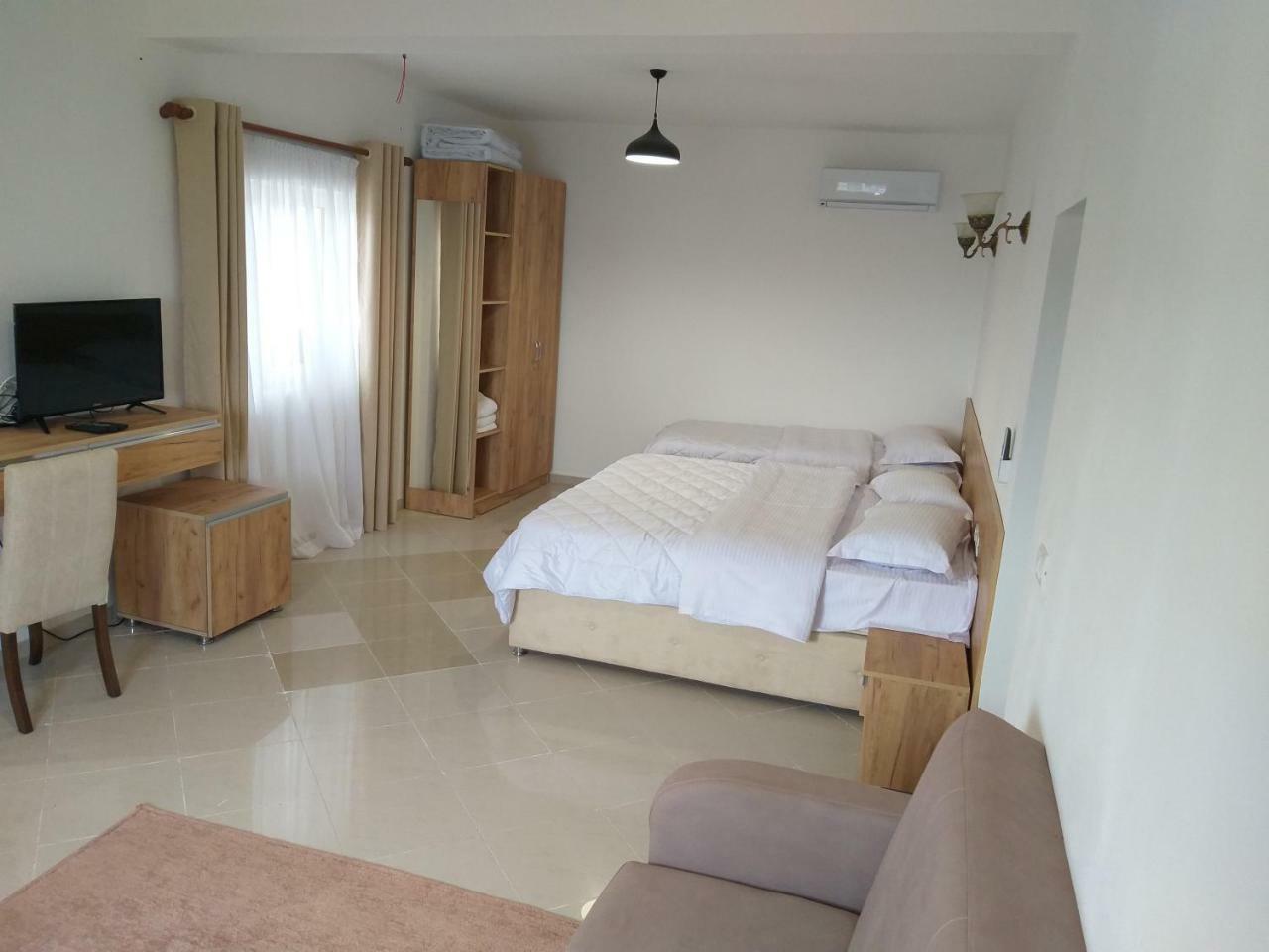 Hotel Grandpa'S House Bahçallëk 外观 照片