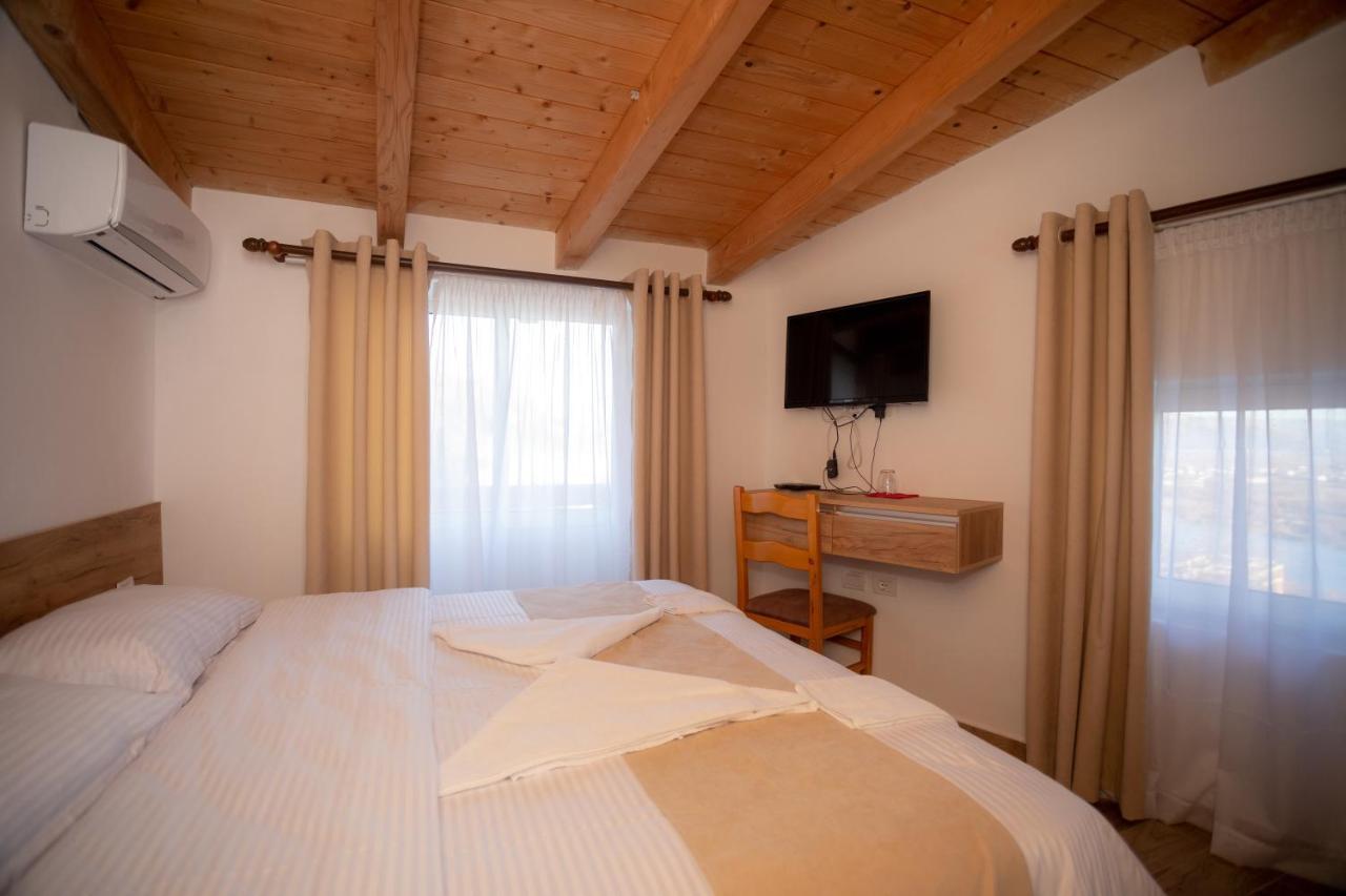 Hotel Grandpa'S House Bahçallëk 外观 照片